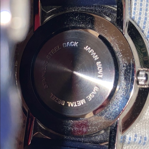 Brand New Vera Bradley Watch - Picture 3 of 7